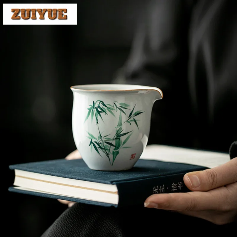Underglaze Color Handmade Fair Cup Zen Hand-painted Green Bamboo Tea Infuser Aesthetic Cha Hai Justice Cup Teaware Equipment
Underglaze Color Handmade Fair Cup Zen Hand-painted Green Bamboo Tea Infuser Aesthetic Cha Hai Justice Cup Teaware Equipment