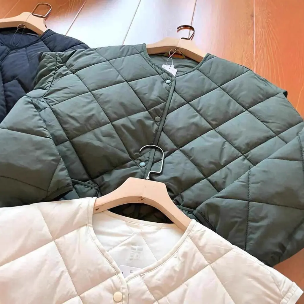 Women's Lightweight Casual Cotton Jacket Autumn Winter Rhombic Plaid Liner Warm Air Cotton Outerwear
Women's Lightweight Casual Cotton Jacket Autumn Winter Rhombic Plaid Liner Warm Air Cotton Outerwear