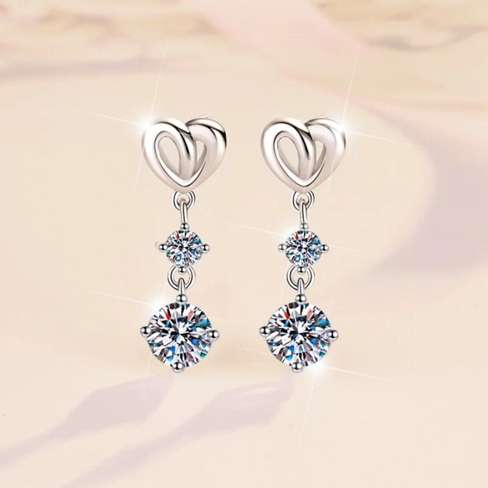 Super Flash 0.5-2ct Moissanite Earrings S925 Sterling Silver Ear Stud for Woman Birthday Anniversary Party High-End Jewelry Gift
Super Flash 0.5-2ct Moissanite Earrings S925 Sterling Silver Ear Stud for Woman Birthday Anniversary Party High-End Jewelry Gift