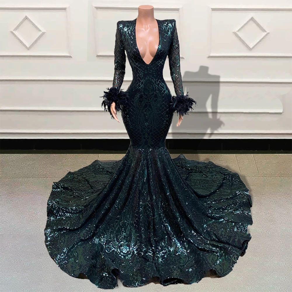 Black Girls Full Sleeves Long Mermaid Evening Dresses 2023 Sparkly Sequined Feathers V Neck Women Formal Prom Gowns Custom Made
Black Girls Full Sleeves Long Mermaid Evening Dresses 2023 Sparkly Sequined Feathers V Neck Women Formal Prom Gowns Custom Made