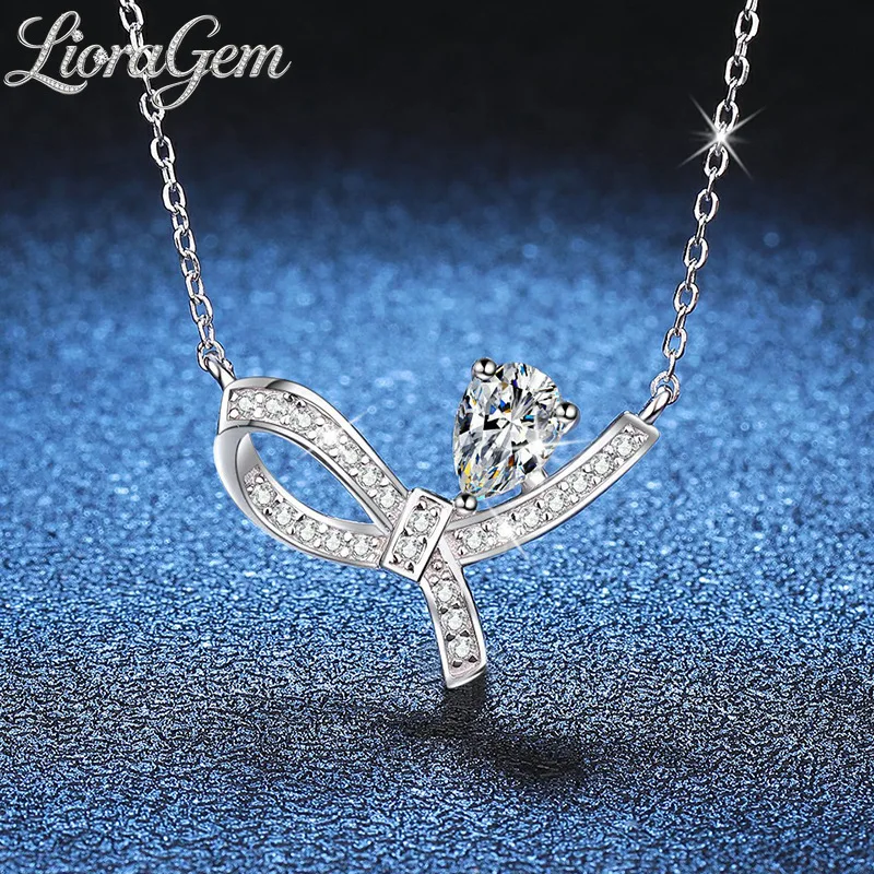 LioraGem Platinum PT950 1 Carat Diamond Pendant Women's Necklace, Fashion Bowknot Moissanite Collarbone Chain
LioraGem Platinum PT950 1 Carat Diamond Pendant Women's Necklace, Fashion Bowknot Moissanite Collarbone Chain