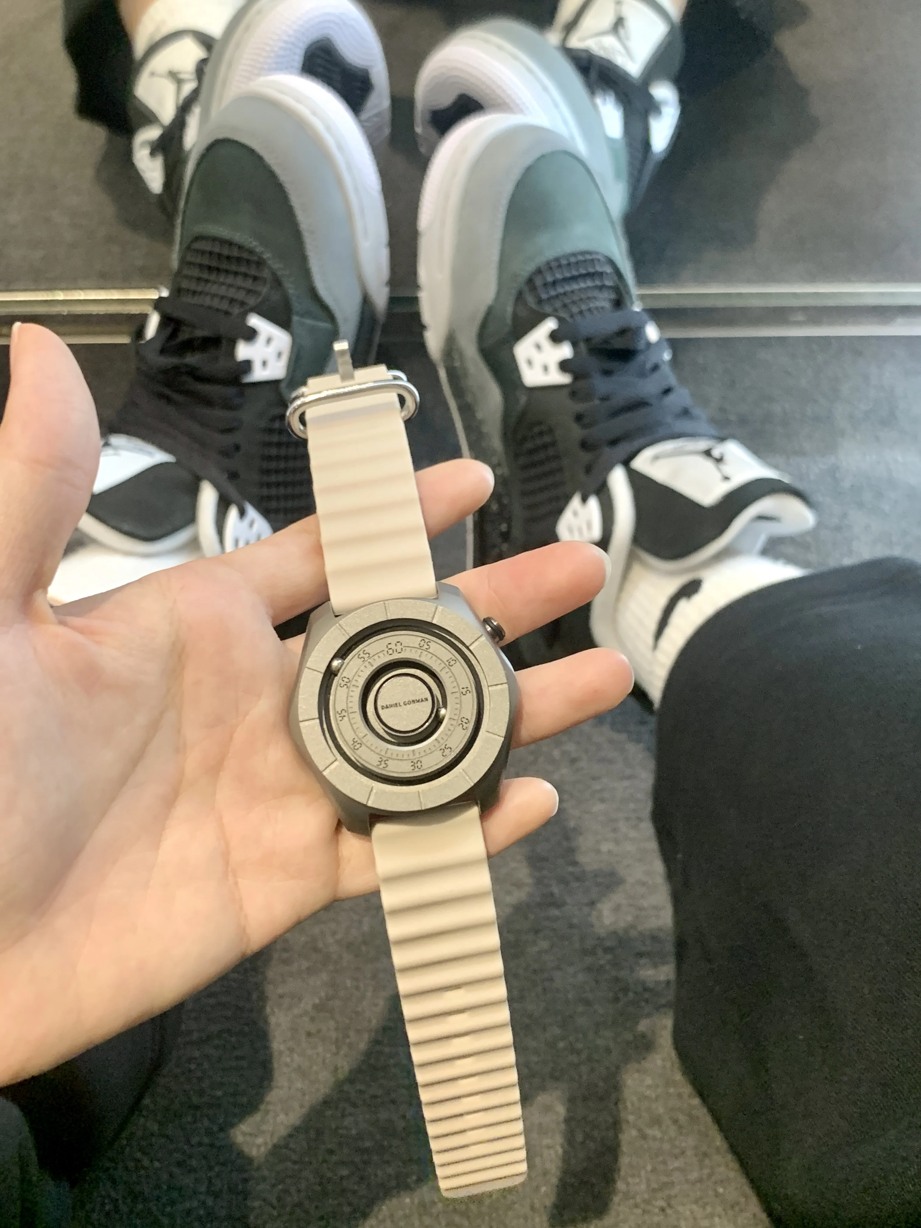 Daniel Gorman DG0788 Magnetic Man Luminous Arena Men's Watch Gift Set - Reloj Arena Magnética Para Hombres Con Luz
Daniel Gorman DG0788 Magnetic Man Luminous Arena Men's Watch Gift Set - Reloj Arena Magnética Para Hombres Con Luz