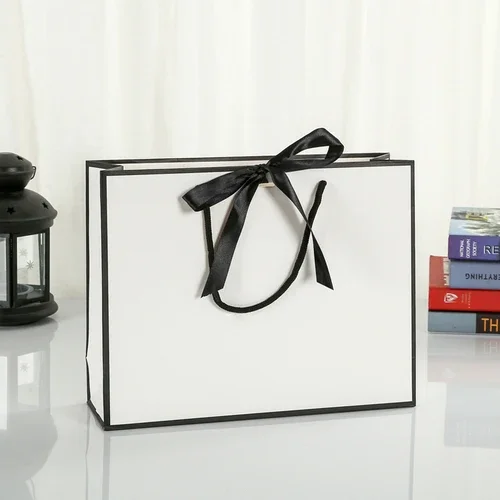 10pcs Large Size Present Box For Pajamas Clothes Books Packaging Gold Handle Paper Box Bags Kraft Paper Gift Bag With Handles
10pcs Large Size Present Box For Pajamas Clothes Books Packaging Gold Handle Paper Box Bags Kraft Paper Gift Bag With Handles