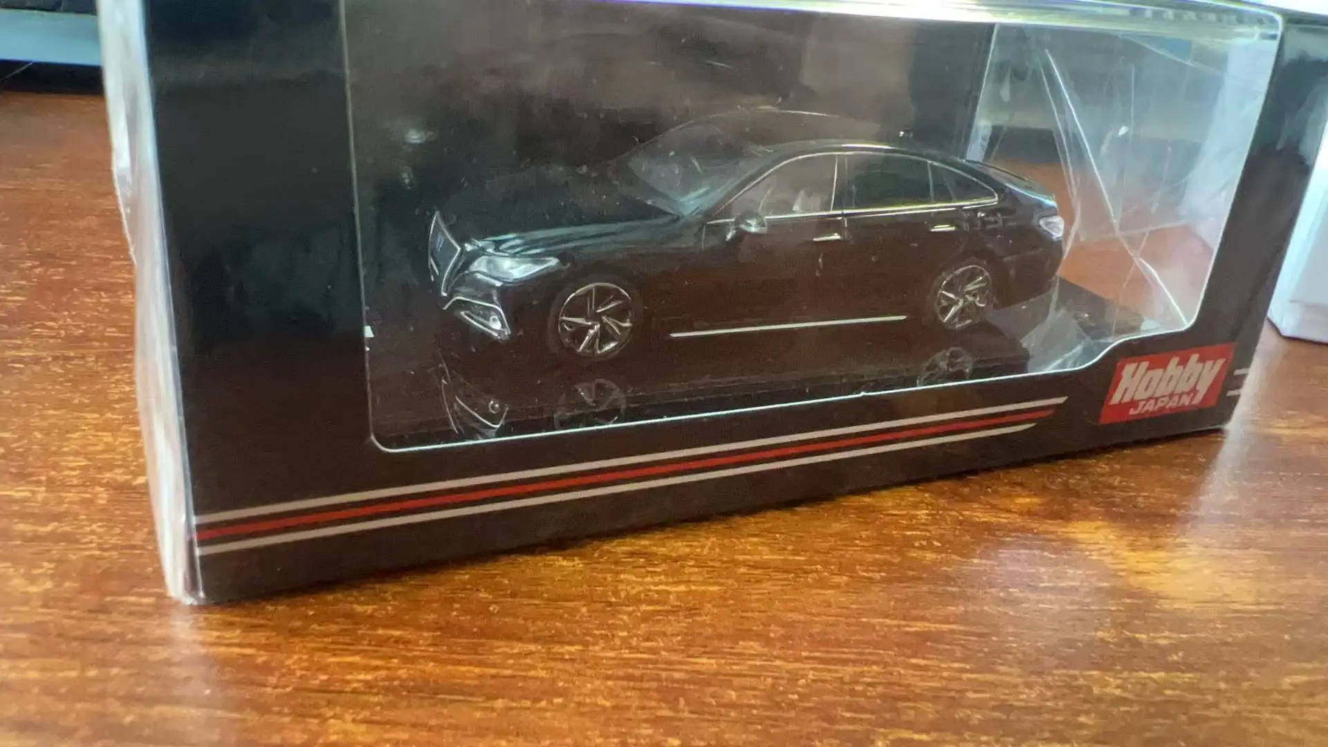 Hobby Japan 1:64 Crown 2.0 2.5 RS Diecast Model Car
Hobby Japan 1:64 Crown 2.0 2.5 RS Diecast Model Car