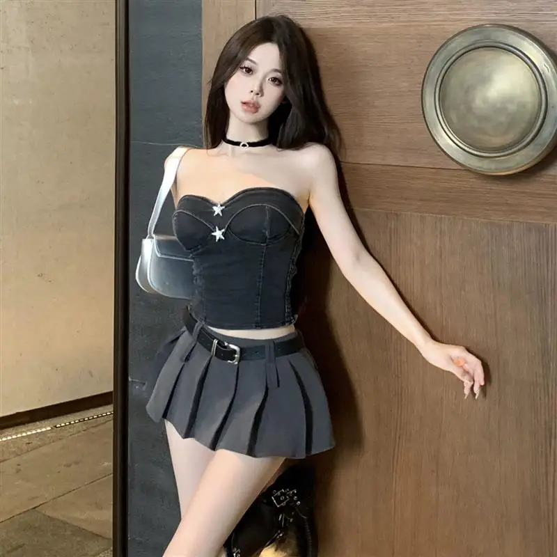 Fall American Retro Belted A-Line Skirt Women Sexy Small Size Spicy Girl Pleated Skirt Slimming Ultra-ort Skirt
Fall American Retro Belted A-Line Skirt Women Sexy Small Size Spicy Girl Pleated Skirt Slimming Ultra-ort Skirt