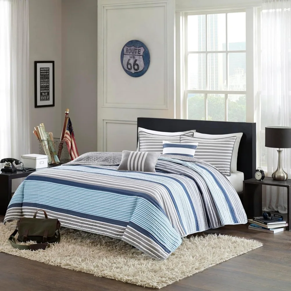 Intelligent Design Paul Reverisble Quilt Set, Modern Casual Stripes Design All Season Coverlet Bedspread Bedding Set Bedroom Déc
Intelligent Design Paul Reverisble Quilt Set, Modern Casual Stripes Design All Season Coverlet Bedspread Bedding Set Bedroom Déc