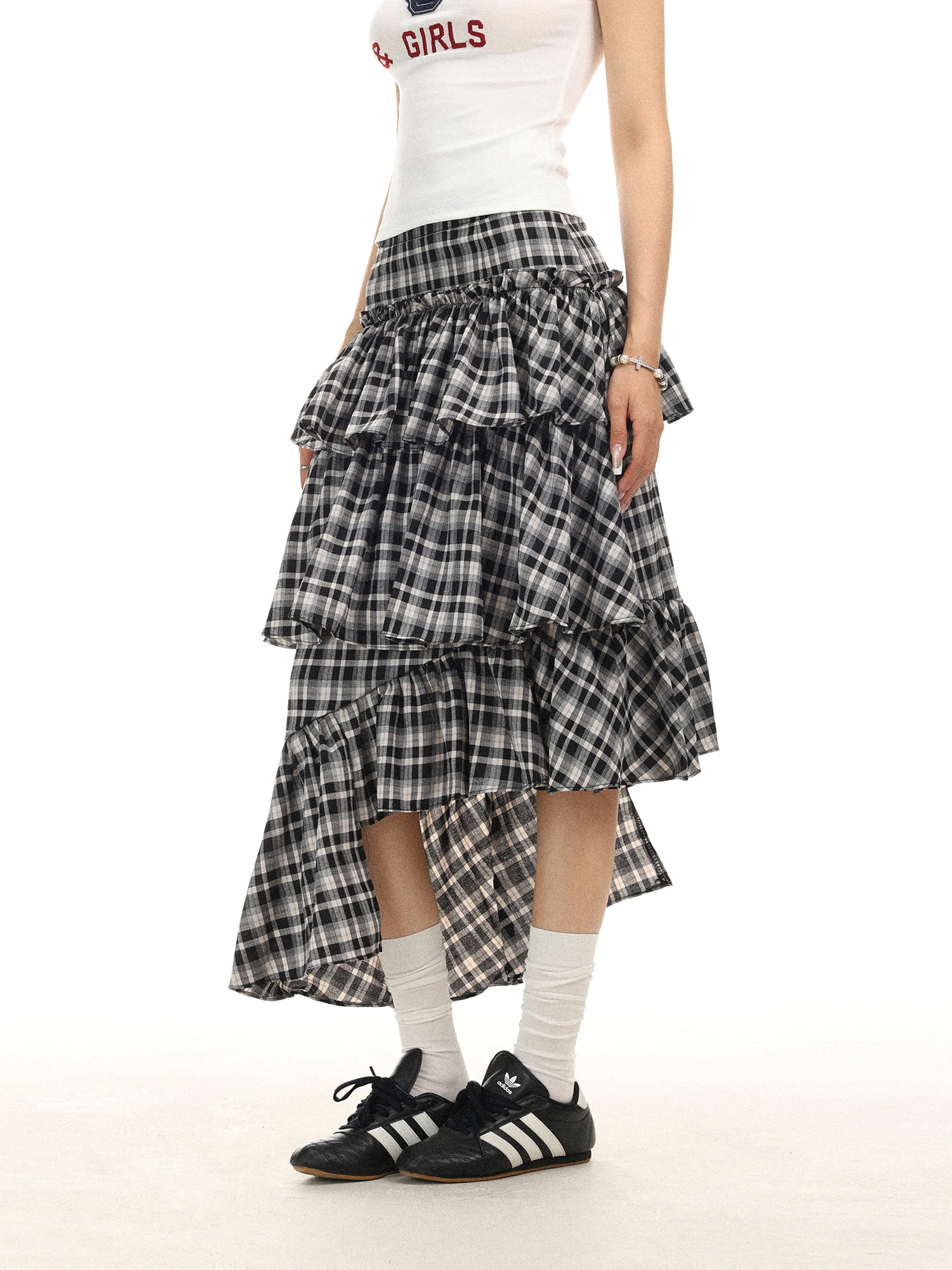 Korean Style Plaid Asymmetrical Skirt Women's Summer High Waist Slimming Multi-layer Midi Skirt Half-length Skirt
Korean Style Plaid Asymmetrical Skirt Women's Summer High Waist Slimming Multi-layer Midi Skirt Half-length Skirt