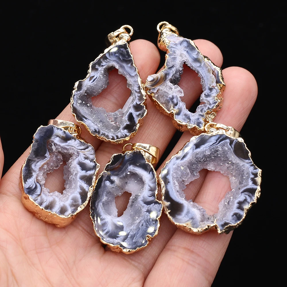 2PCS Natural Agate Pendant Irregular Gilt Edge Rough Stone Charms For Jewelry Bulk Making Bracelet Necklaces Accessories 23x40mm
2PCS Natural Agate Pendant Irregular Gilt Edge Rough Stone Charms For Jewelry Bulk Making Bracelet Necklaces Accessories 23x40mm
