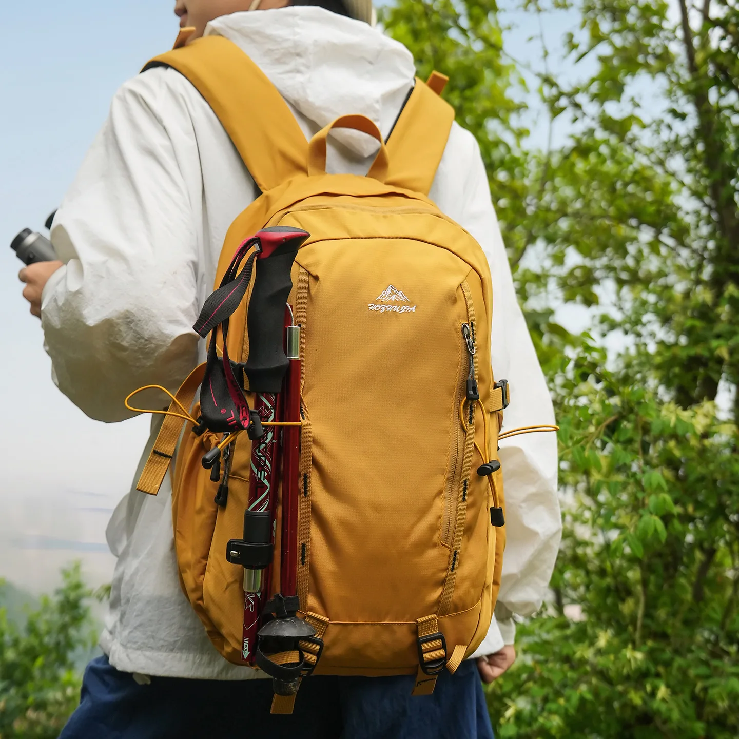 Mountaineering Bag Men's Lightweight Large-capacity Hiking Backpack Women's Wear-resistant and Anti-splash Travel Backpack
Mountaineering Bag Men's Lightweight Large-capacity Hiking Backpack Women's Wear-resistant and Anti-splash Travel Backpack