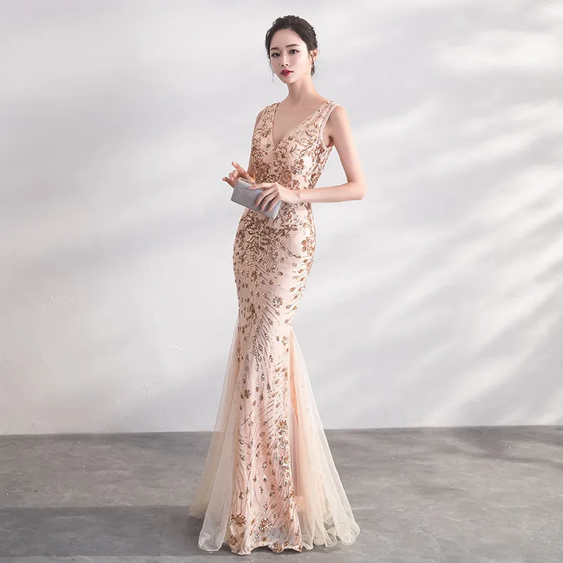 Sexy fishtail banquet Evening dress Bodycon shiny dress formal dress women Elegant vestido dourado longo vestidos de fiesta
Sexy fishtail banquet Evening dress Bodycon shiny dress formal dress women Elegant vestido dourado longo vestidos de fiesta