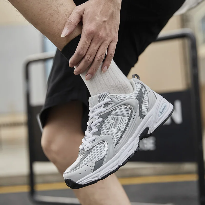 Men's Shoes Dad Shoes Summer Mesh Breathable Casual Sports Couple Running Shoes Retro Silver Sports Mesh Running Shoes
Men's Shoes Dad Shoes Summer Mesh Breathable Casual Sports Couple Running Shoes Retro Silver Sports Mesh Running Shoes