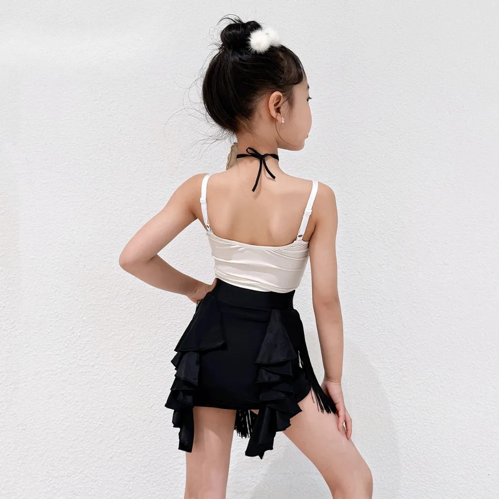 New style girls Latin dance costumegirlsperformance outfit training suit highend smallfloral Latin dance practice suit for girls
New style girls Latin dance costumegirlsperformance outfit training suit highend smallfloral Latin dance practice suit for girls