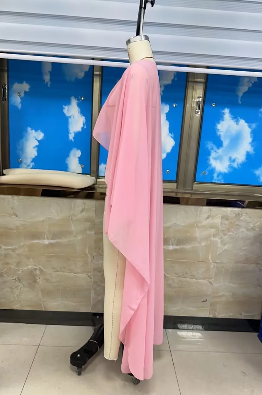 Womens High Low Chiffon Cape Top Long Sleeve See Through Asymmetrical Ponchos for Daily Evening Party
Womens High Low Chiffon Cape Top Long Sleeve See Through Asymmetrical Ponchos for Daily Evening Party