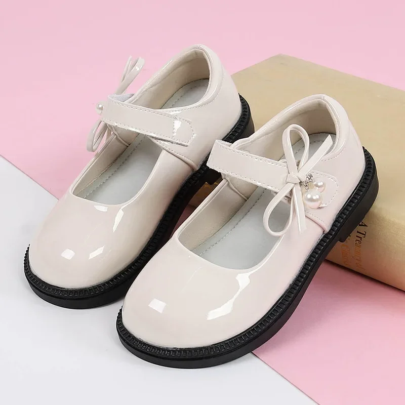 Обувь для девочек, осенняя новая модная обувь для кампуса, маленькие студенческие маленькие кожаные туфли, удобные детские туфли принцессы на подошве
Обувь для девочек, осенняя новая модная обувь для кампуса, маленькие студенческие маленькие кожаные туфли, удобные детские туфли принцессы на подошве