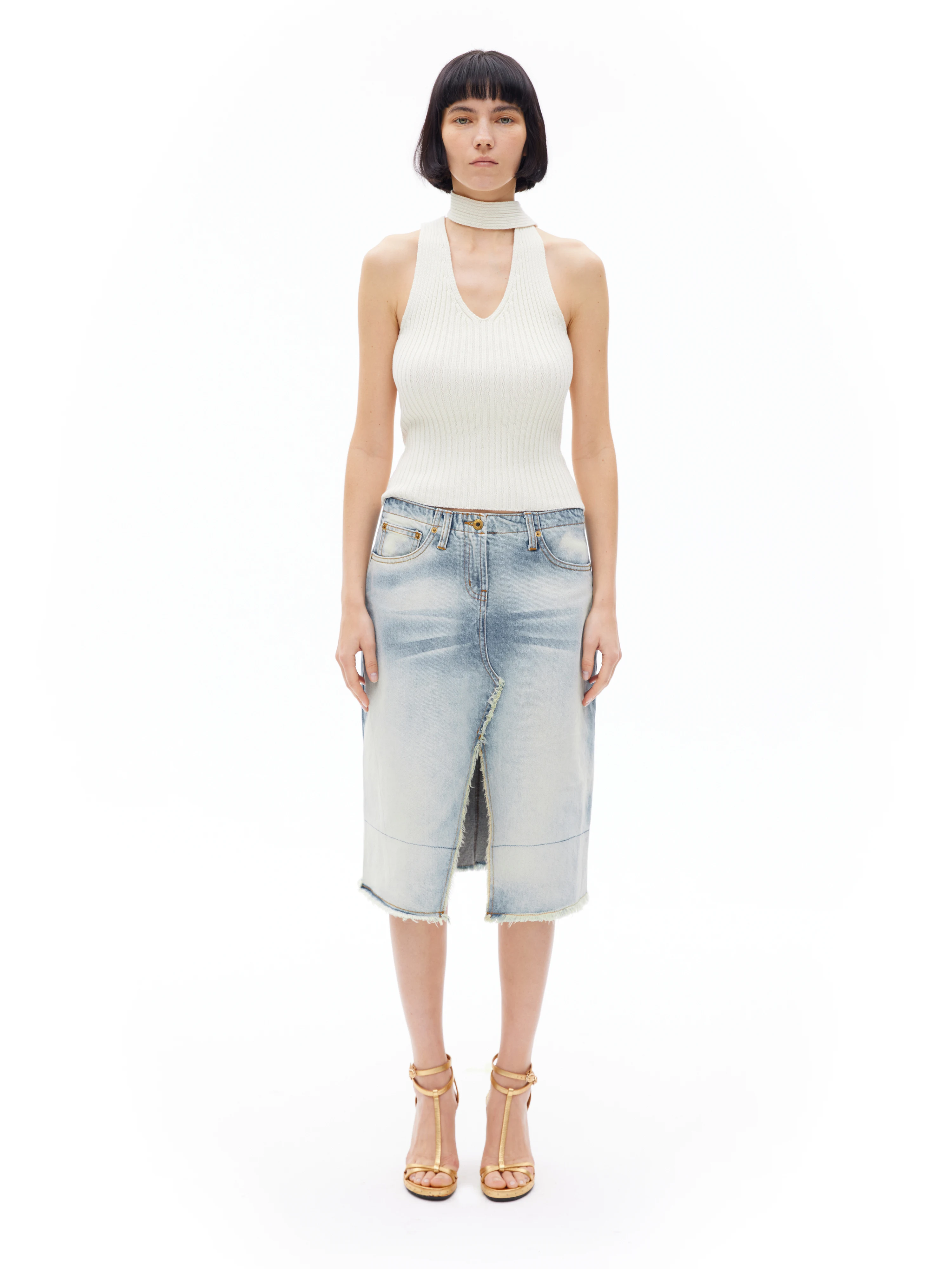 Retro Light Blue Denim Skirt with Frayed Hem mid Waist Straight Cut Daily Commute Soft Cotton Blend A-Line Silhouette
Retro Light Blue Denim Skirt with Frayed Hem mid Waist Straight Cut Daily Commute Soft Cotton Blend A-Line Silhouette