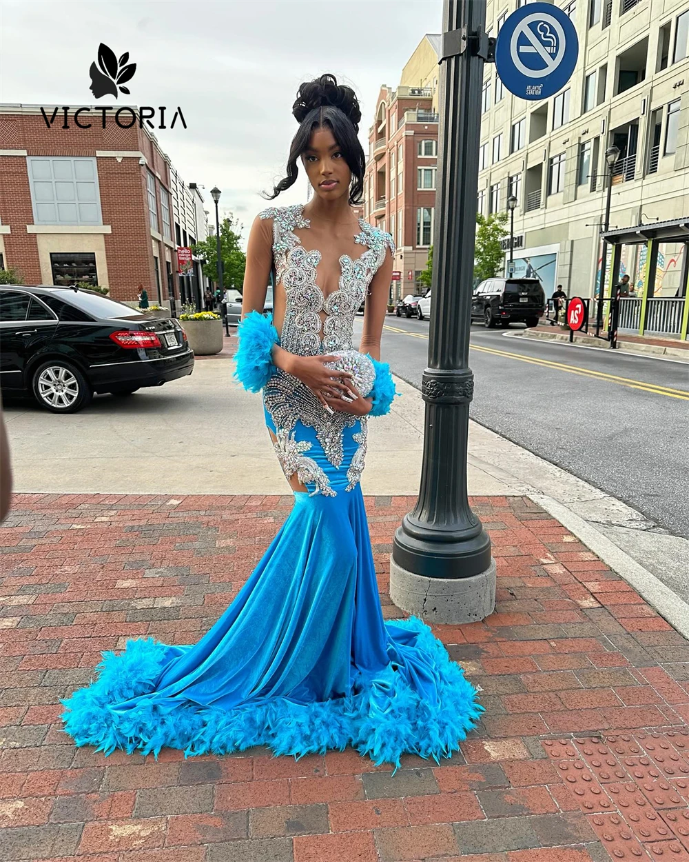 Blue Long Sleeves Prom Dresses Beaded Rhinestones Feathers Mermaid African Wedding Birthday Luxury Gowns Black Girls Customized
Blue Long Sleeves Prom Dresses Beaded Rhinestones Feathers Mermaid African Wedding Birthday Luxury Gowns Black Girls Customized