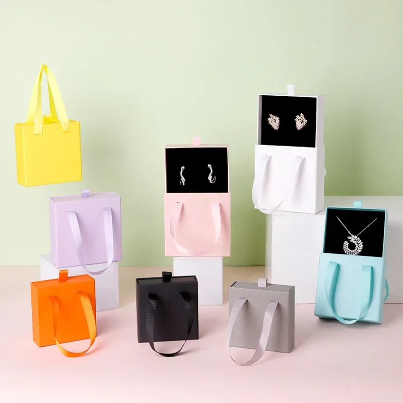 12/24pcs Handheld Jewelry Packaging Box Wearing Armor Ring Earring Necklace Storage Gift Box Paper Pull-out Drawer Jewelry Box
12/24pcs Handheld Jewelry Packaging Box Wearing Armor Ring Earring Necklace Storage Gift Box Paper Pull-out Drawer Jewelry Box