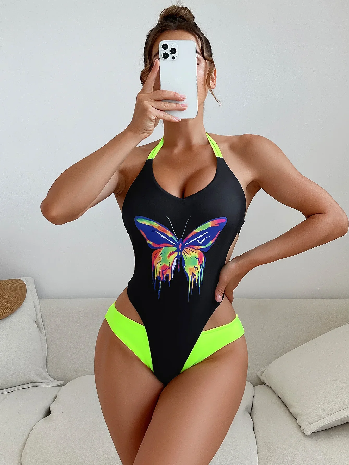 2023 One Piece Bikini Women Sexy Contrast Stitching Fluorescent Green Bandage Halter Monokini Summer Backless Swimwear XY-23005
2023 One Piece Bikini Women Sexy Contrast Stitching Fluorescent Green Bandage Halter Monokini Summer Backless Swimwear XY-23005