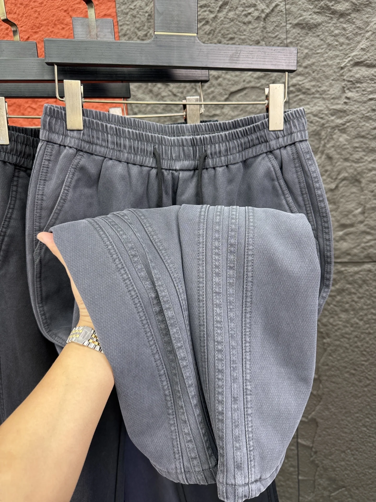 Мужские брюки Thiened Lenzing Fce прямого кроя: комфортные, теплые, повседневные, на осень-зиму, с эластичным поясом
Мужские брюки Thiened Lenzing Fce прямого кроя: комфортные, теплые, повседневные, на осень-зиму, с эластичным поясом