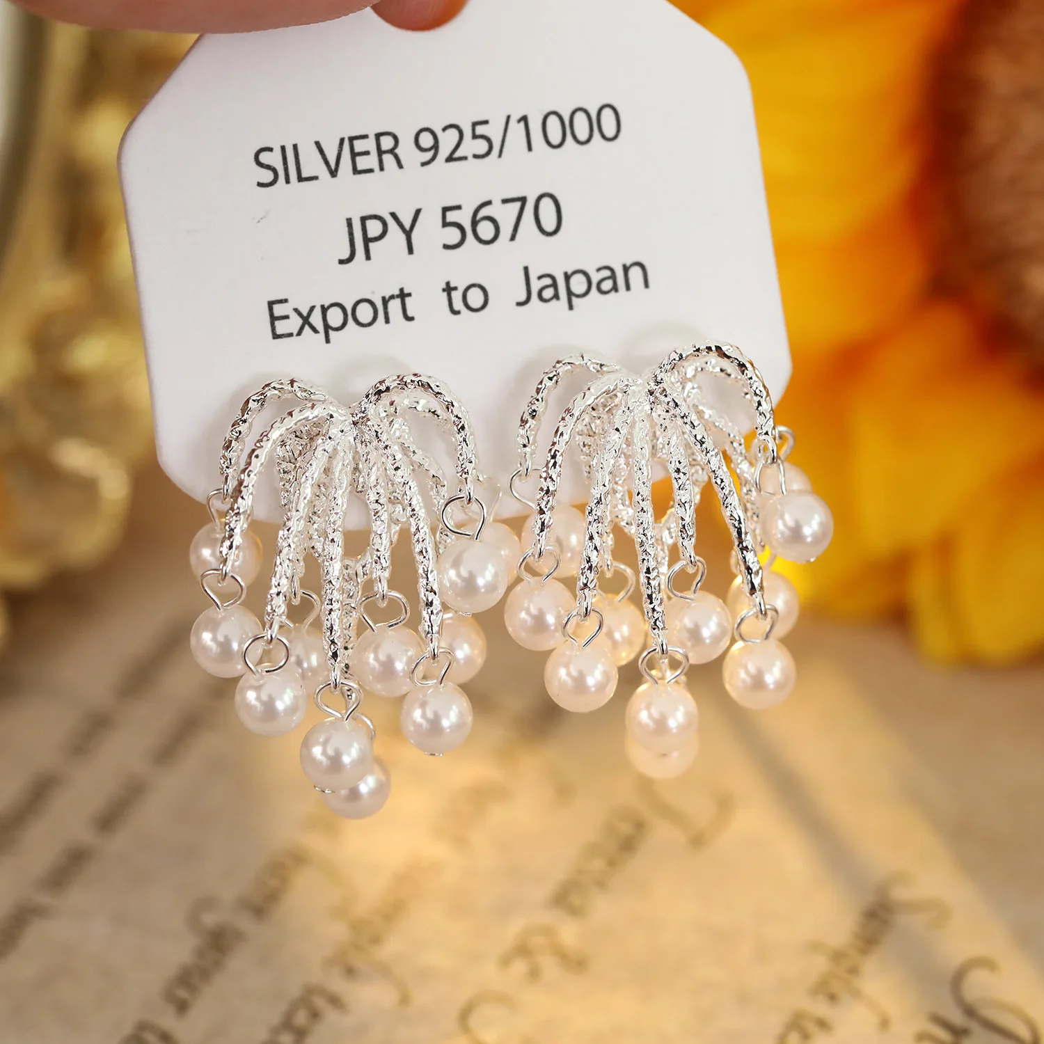 New Pearl Earrings Hollow Flower 3D Design Metal Sle Tassel Girl Faion Jewelry Dangle Earrings Women's Accories
New Pearl Earrings Hollow Flower 3D Design Metal Sle Tassel Girl Faion Jewelry Dangle Earrings Women's Accories