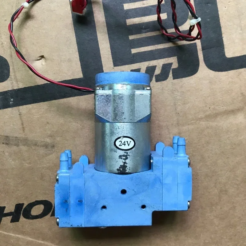 Pengiriman Cepat Gratis Pengiriman Digunakan US HARGRAVES D736A-23-01 DC 24V Pompa Vakum Tanpa Sikat Ganda
Pengiriman Cepat Gratis Pengiriman Digunakan US HARGRAVES D736A-23-01 DC 24V Pompa Vakum Tanpa Sikat Ganda