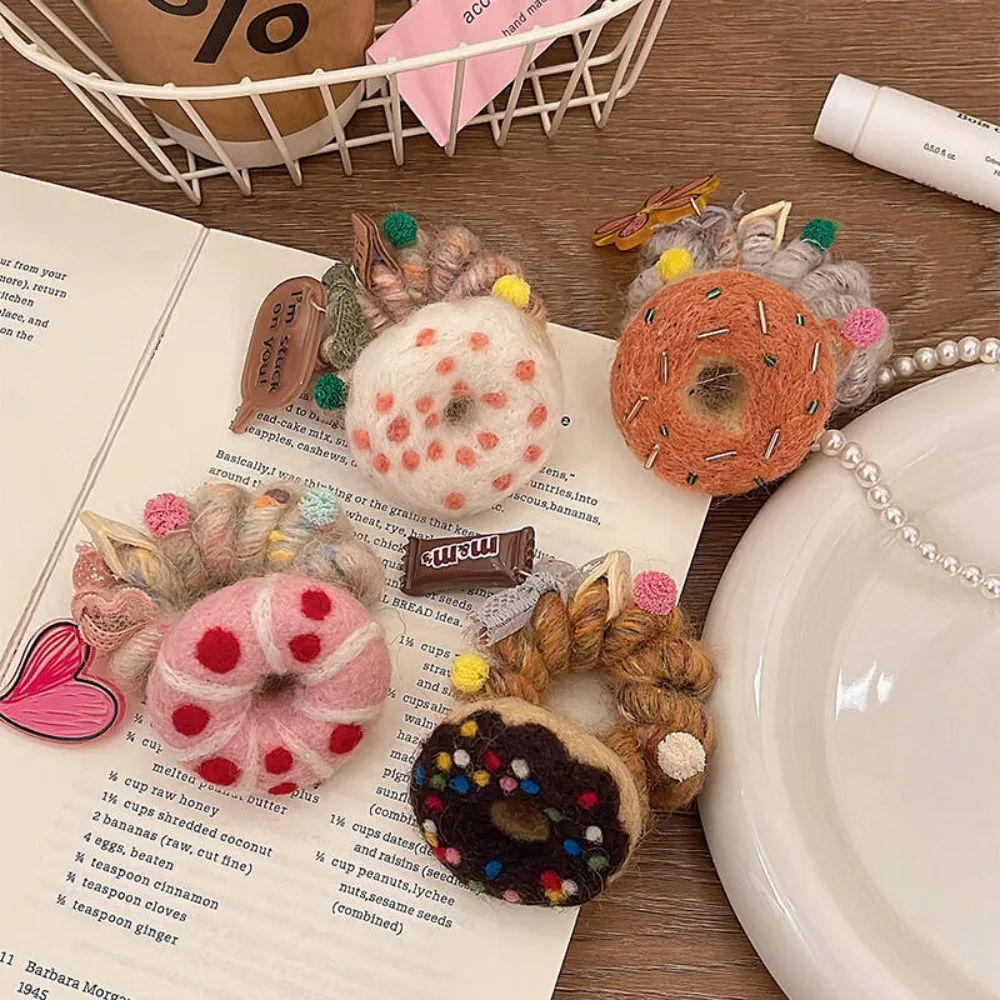 Wool Felt Telephone Line Hair Rope Straight Dotted Plush Donut Hair Ring Korean Style Elastic Cookies Ponytail Holder
Wool Felt Telephone Line Hair Rope Straight Dotted Plush Donut Hair Ring Korean Style Elastic Cookies Ponytail Holder