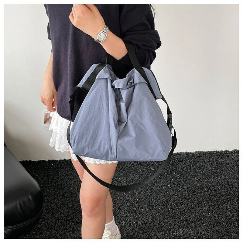 Refined Fashion Messenger Bag Ladies Classic Paris Fashion Layout High End Retro Color Matching Daily Bag
Refined Fashion Messenger Bag Ladies Classic Paris Fashion Layout High End Retro Color Matching Daily Bag