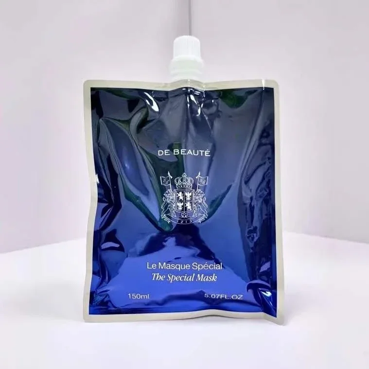 Новая специальная маска Le Masque Special 150 мл
Новая специальная маска Le Masque Special 150 мл