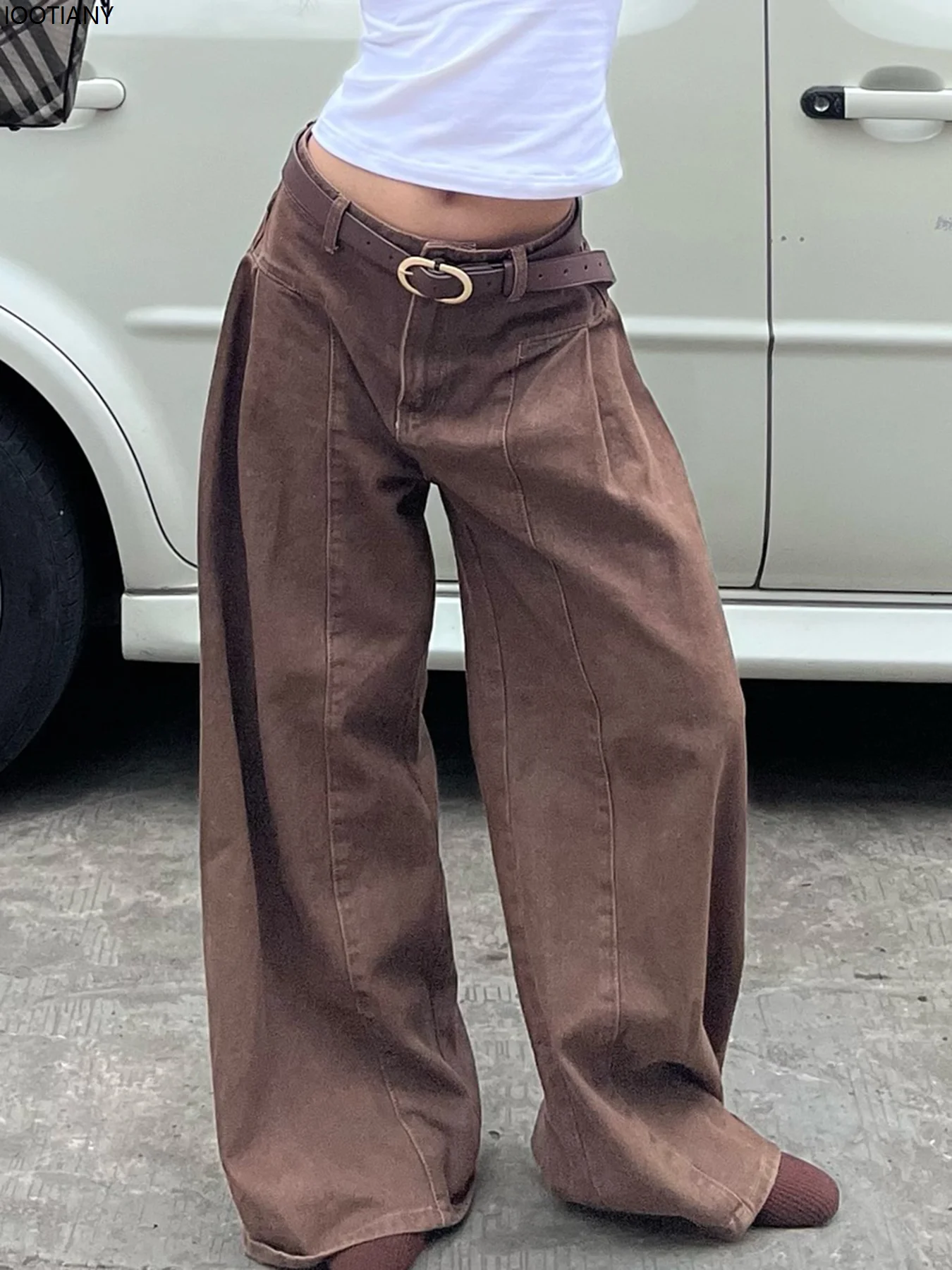 Vintage Brown Low Waist Jeans Distressed Seams Loose Casual Pants Street Style Harajuku Y2k Low Waist Wide Leg Mopping Pants
Vintage Brown Low Waist Jeans Distressed Seams Loose Casual Pants Street Style Harajuku Y2k Low Waist Wide Leg Mopping Pants