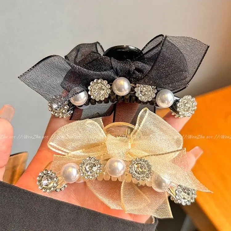 Japanese and Korean High-Quality Rhinestone Bow Hair Clips for Women - New Shiny Hair Clips for Back of Head Styling
Japanese and Korean High-Quality Rhinestone Bow Hair Clips for Women - New Shiny Hair Clips for Back of Head Styling