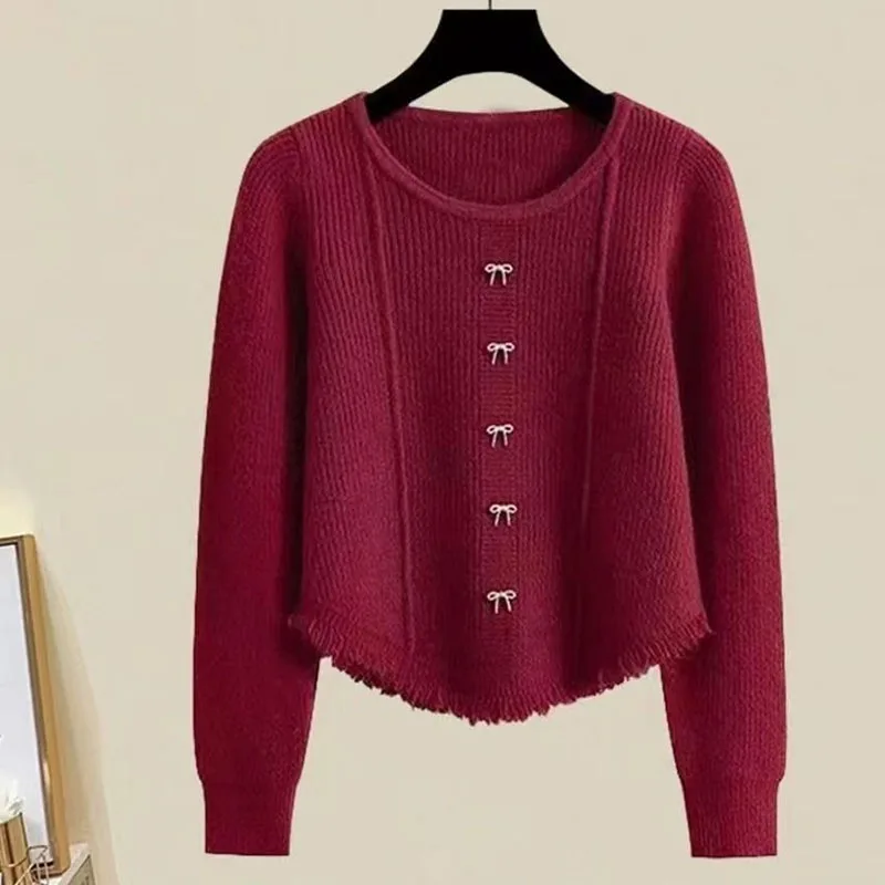 New Spring and Autumn Fashion Niche Short Tassel Design Loose Casual Trend Long Sleeved Westernized Women's Knitted Sweater
New Spring and Autumn Fashion Niche Short Tassel Design Loose Casual Trend Long Sleeved Westernized Women's Knitted Sweater