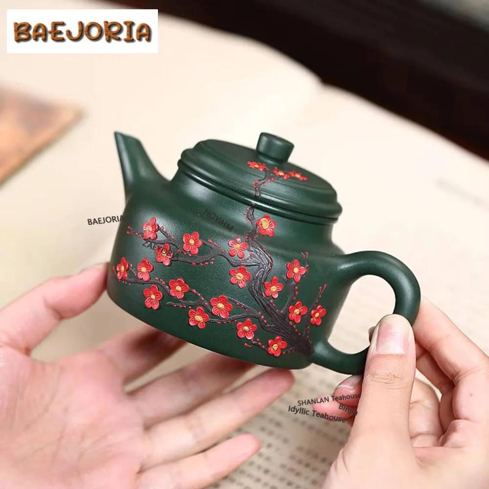 270ml Authentic Yixing Purple Clay Teapots Hand Painted Plum Blossom Pot Raw Ore Ink Green Mud Kettle Chinese Zisha Teaset Gift
270ml Authentic Yixing Purple Clay Teapots Hand Painted Plum Blossom Pot Raw Ore Ink Green Mud Kettle Chinese Zisha Teaset Gift