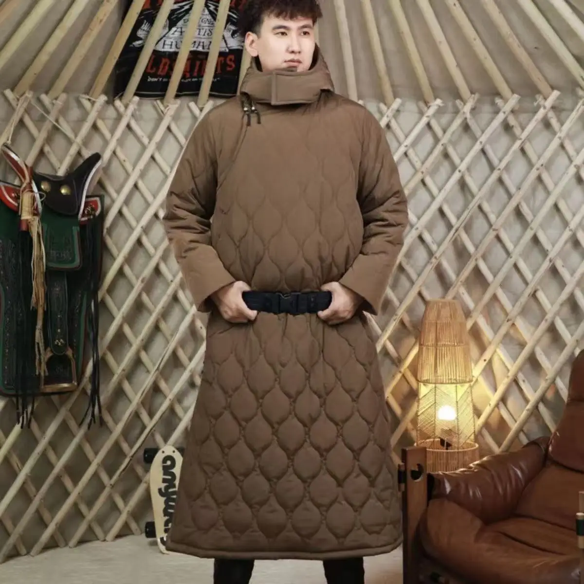 Men's Traditional Mongolian Overcoat Winter Thicken Cotton Over-knee Long Coat with Hat Outdoor Windproof Hooded Tops Male
Men's Traditional Mongolian Overcoat Winter Thicken Cotton Over-knee Long Coat with Hat Outdoor Windproof Hooded Tops Male