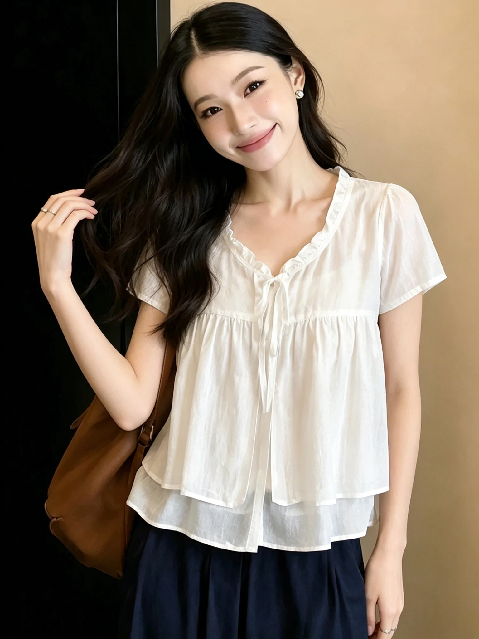 Sweet Summer Short Sleeve Shirt Women's Fashionable Doll Top with Bowtie Wooden Design Korean Style V-neck Loose Fit
Sweet Summer Short Sleeve Shirt Women's Fashionable Doll Top with Bowtie Wooden Design Korean Style V-neck Loose Fit