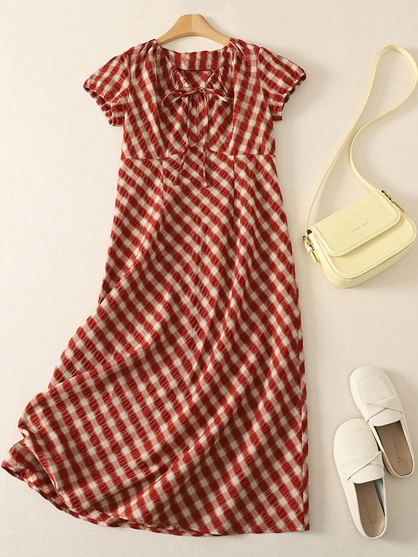 V-Neck Pleated Sleeveless Midi Dress Women's High Waist A-Line Vintage Checkered Skirt Casual Summer Fashion Korean Brand
V-Neck Pleated Sleeveless Midi Dress Women's High Waist A-Line Vintage Checkered Skirt Casual Summer Fashion Korean Brand