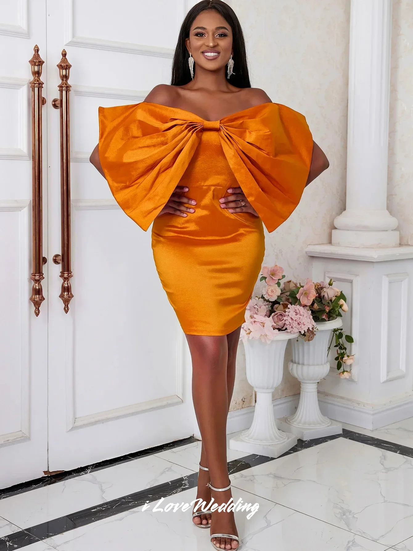 Orange Strapless Cocktail Dress Mermaid Mini Length off the Shoulder Big Bow Decoration Shiny Sexy Mini Evening Dress Customized
Orange Strapless Cocktail Dress Mermaid Mini Length off the Shoulder Big Bow Decoration Shiny Sexy Mini Evening Dress Customized