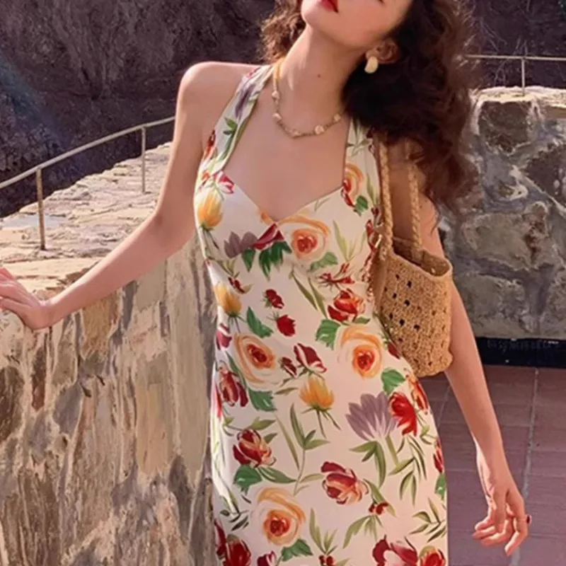 2024 New Chiffon Dress Women Sleeveless Rench Style Vintage Dresses Midi Backless Halter Fairycore Spring Summer Fashion Dress
2024 New Chiffon Dress Women Sleeveless Rench Style Vintage Dresses Midi Backless Halter Fairycore Spring Summer Fashion Dress