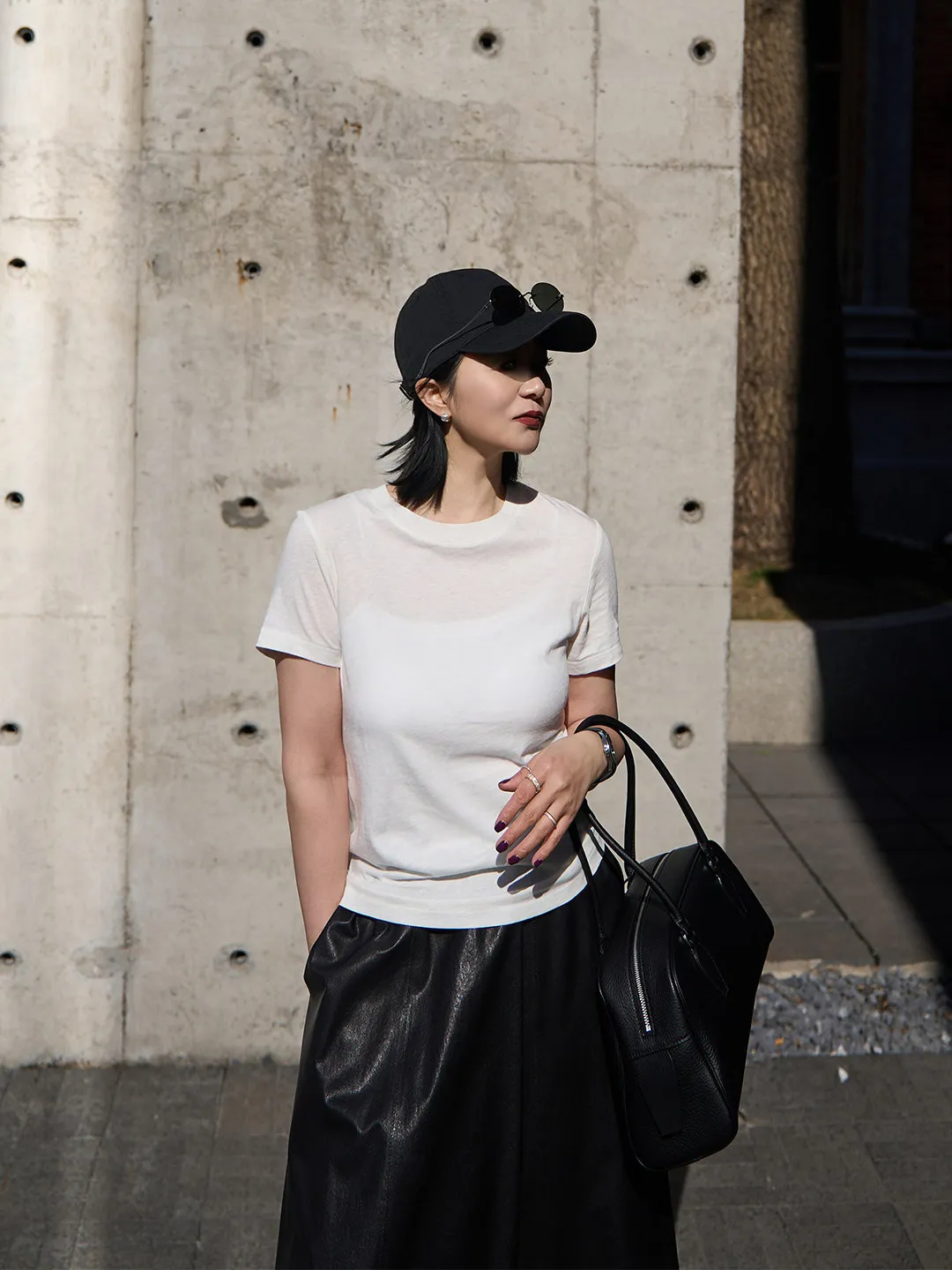 TOFOD Luxury Short Sleeve T-Shirt round Neck Pure Color Soft Fabric Women's Casual Wear Breathable Cotton Modal Blend Tee
TOFOD Luxury Short Sleeve T-Shirt round Neck Pure Color Soft Fabric Women's Casual Wear Breathable Cotton Modal Blend Tee