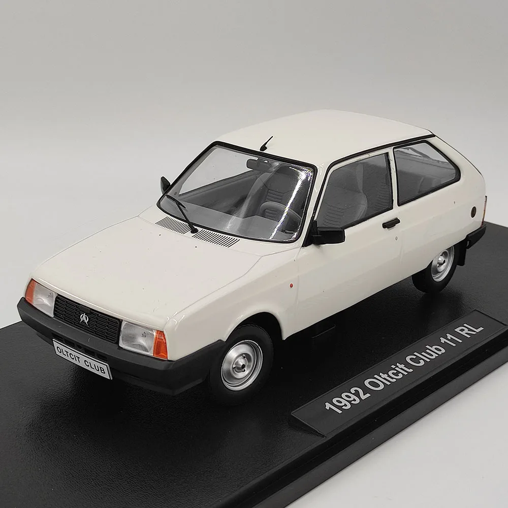 Diecast KK 1/18 Scale 1992 LTcit Club 11 RL Alloy Simulation Turtle Car White Car Model Collectible Toy Gift Souvenir Ornament
Diecast KK 1/18 Scale 1992 LTcit Club 11 RL Alloy Simulation Turtle Car White Car Model Collectible Toy Gift Souvenir Ornament