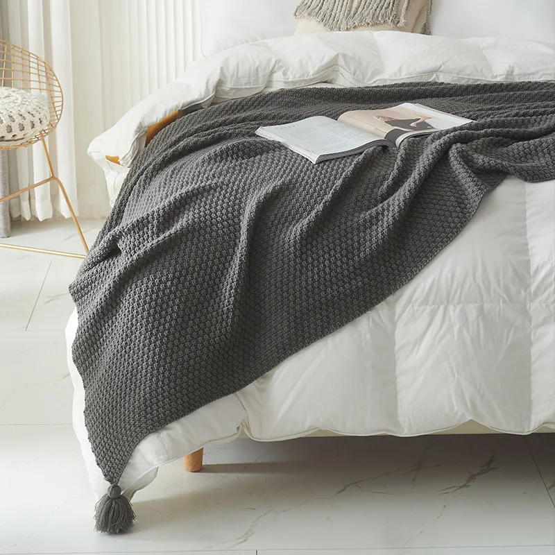 Nordic Knitted Tassel Blanket Soft Solid Color Breathable Shawl Throw Blanket for Bed Sofa Home Textile Cover Knitted Carpet
Nordic Knitted Tassel Blanket Soft Solid Color Breathable Shawl Throw Blanket for Bed Sofa Home Textile Cover Knitted Carpet