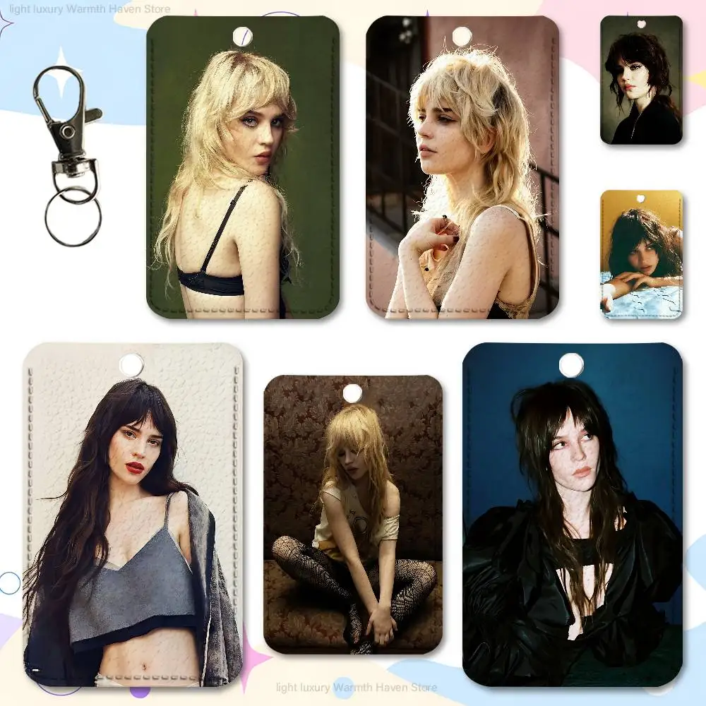 Actor S-Sophie T-Thatcher Premium PU Leather Card for Daily Use Holder Card Case with Metal Carabiner Customizable Design
Actor S-Sophie T-Thatcher Premium PU Leather Card for Daily Use Holder Card Case with Metal Carabiner Customizable Design