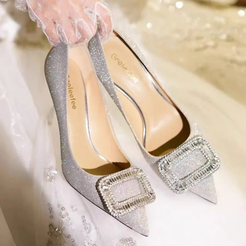 2025 New Women Pumps Sexy Suede Ponited Toes High Heels Fashion Office Stiletto Party Wedding Shoes Female Comfort Women Shoes
2025 New Women Pumps Sexy Suede Ponited Toes High Heels Fashion Office Stiletto Party Wedding Shoes Female Comfort Women Shoes