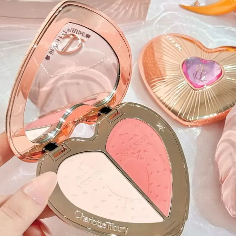 Двухцветные румяна Hot CT Heart: стойкая, естественная, безупречная, осветляющая пудра для создания гладкого макияжа. Многофункциональная косметика для лица.
Двухцветные румяна Hot CT Heart: стойкая, естественная, безупречная, осветляющая пудра для создания гладкого макияжа. Многофункциональная косметика для лица.