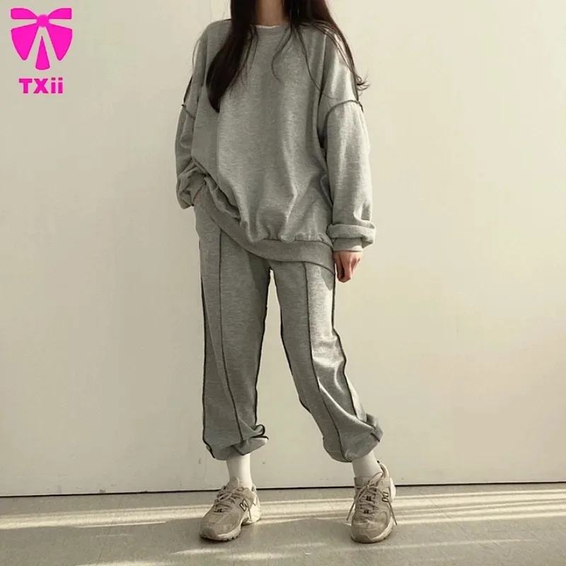 Spring and Autumn Women's Two piece Sportswear+Pants Casual Clothing Set Korean Fashion Set Women's Sportswear Set
Spring and Autumn Women's Two piece Sportswear+Pants Casual Clothing Set Korean Fashion Set Women's Sportswear Set