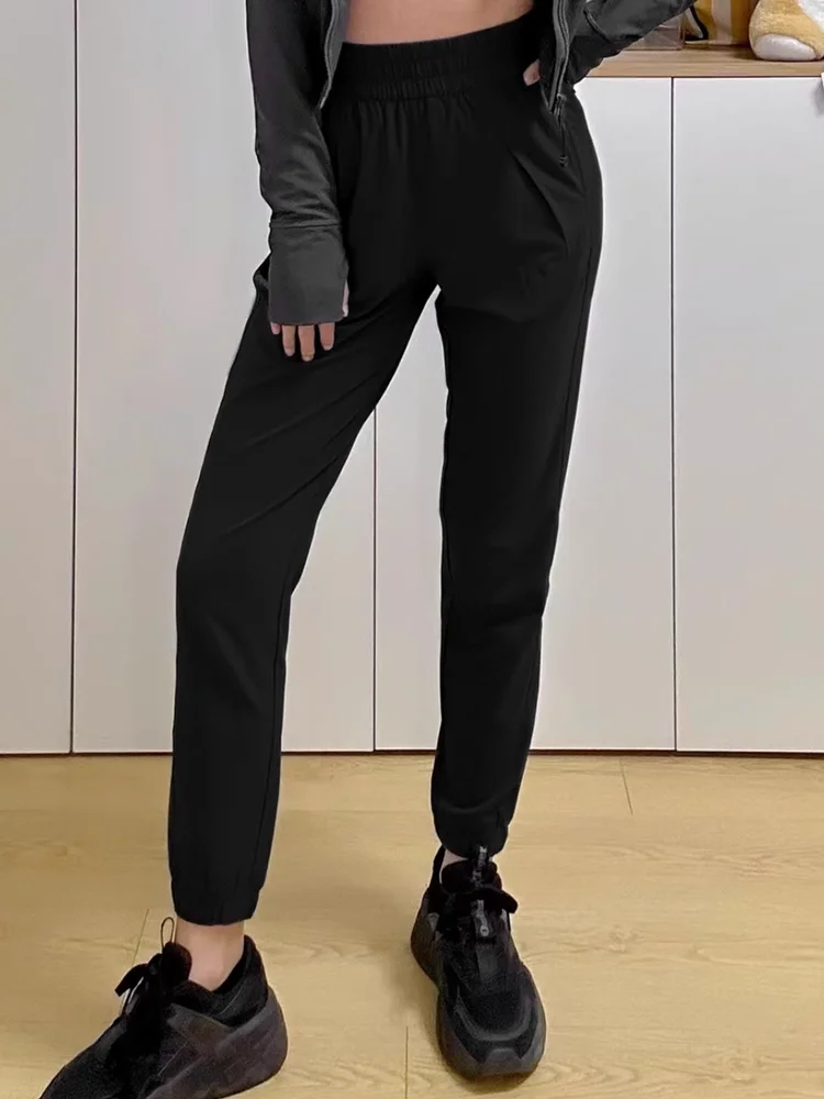 Женские летние дышащие брюки для бега Qui Dry с высокой талией и манжетами, тренировочные повседневные брюки для фитнеса, новинка 2025, Sle
Женские летние дышащие брюки для бега Qui Dry с высокой талией и манжетами, тренировочные повседневные брюки для фитнеса, новинка 2025, Sle