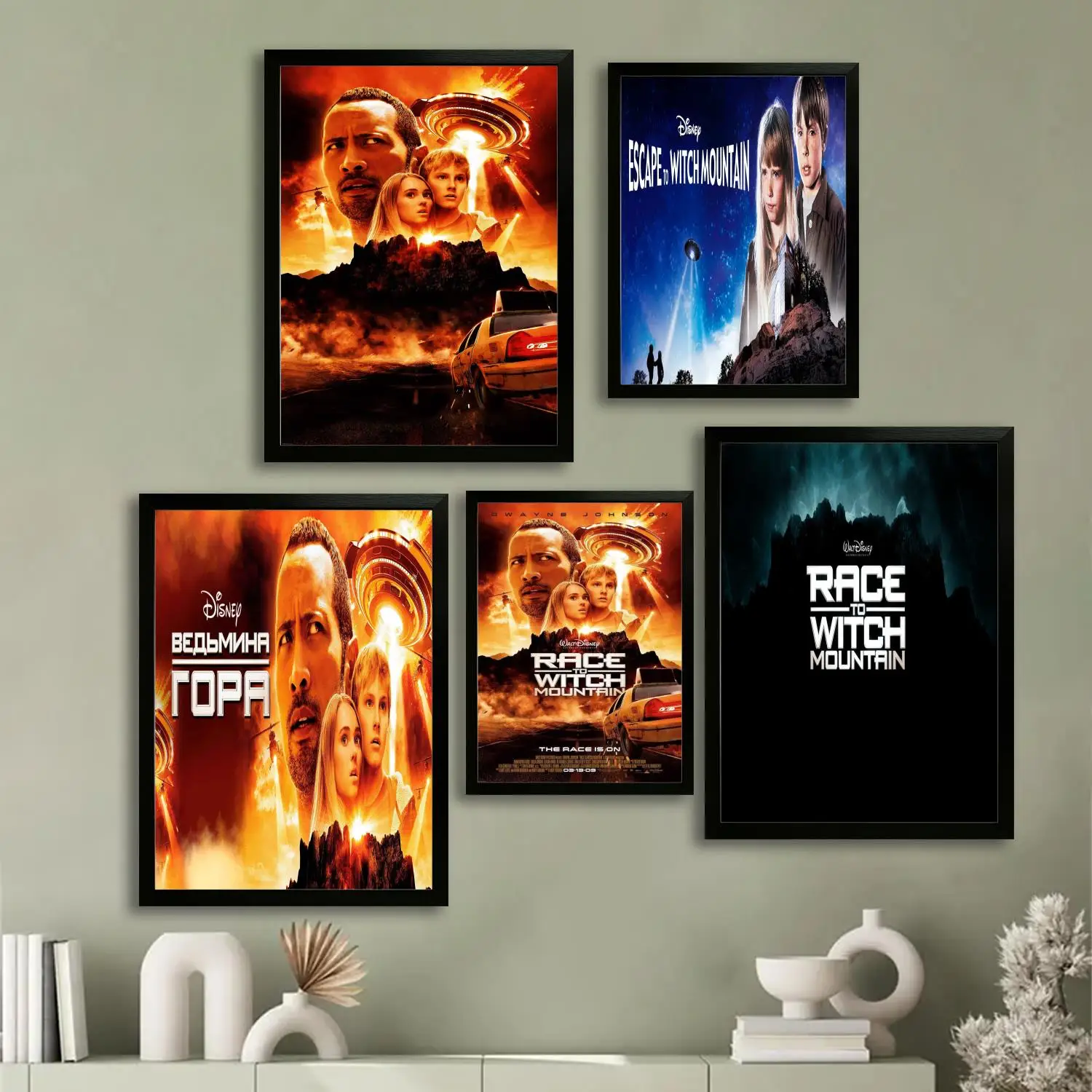Race to Witch Mountain Canvas Art Poster and Wall Art, Picture Print, Modern Family Bedroom Decor, Posters,Decorative painting
Race to Witch Mountain Canvas Art Poster and Wall Art, Picture Print, Modern Family Bedroom Decor, Posters,Decorative painting