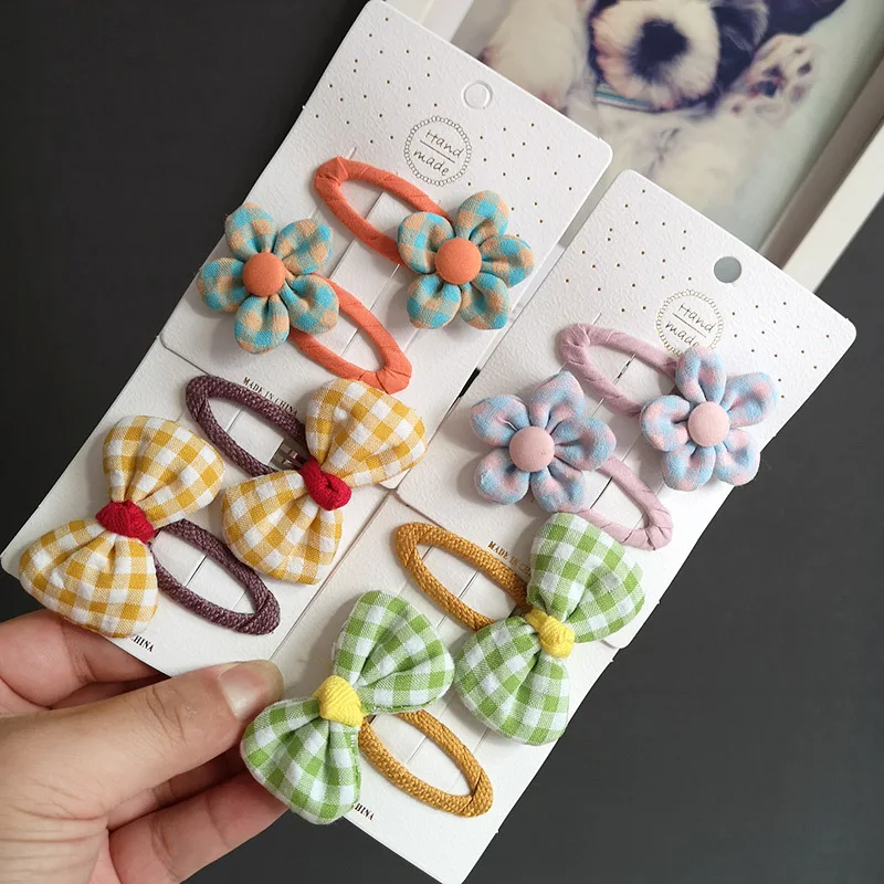 2Pcs/Card Children's Hair Clip Cute Flower Bowknot Design Hair Accessories Plaid Baby Pair Clip Little Girl Hairpin
2Pcs/Card Children's Hair Clip Cute Flower Bowknot Design Hair Accessories Plaid Baby Pair Clip Little Girl Hairpin