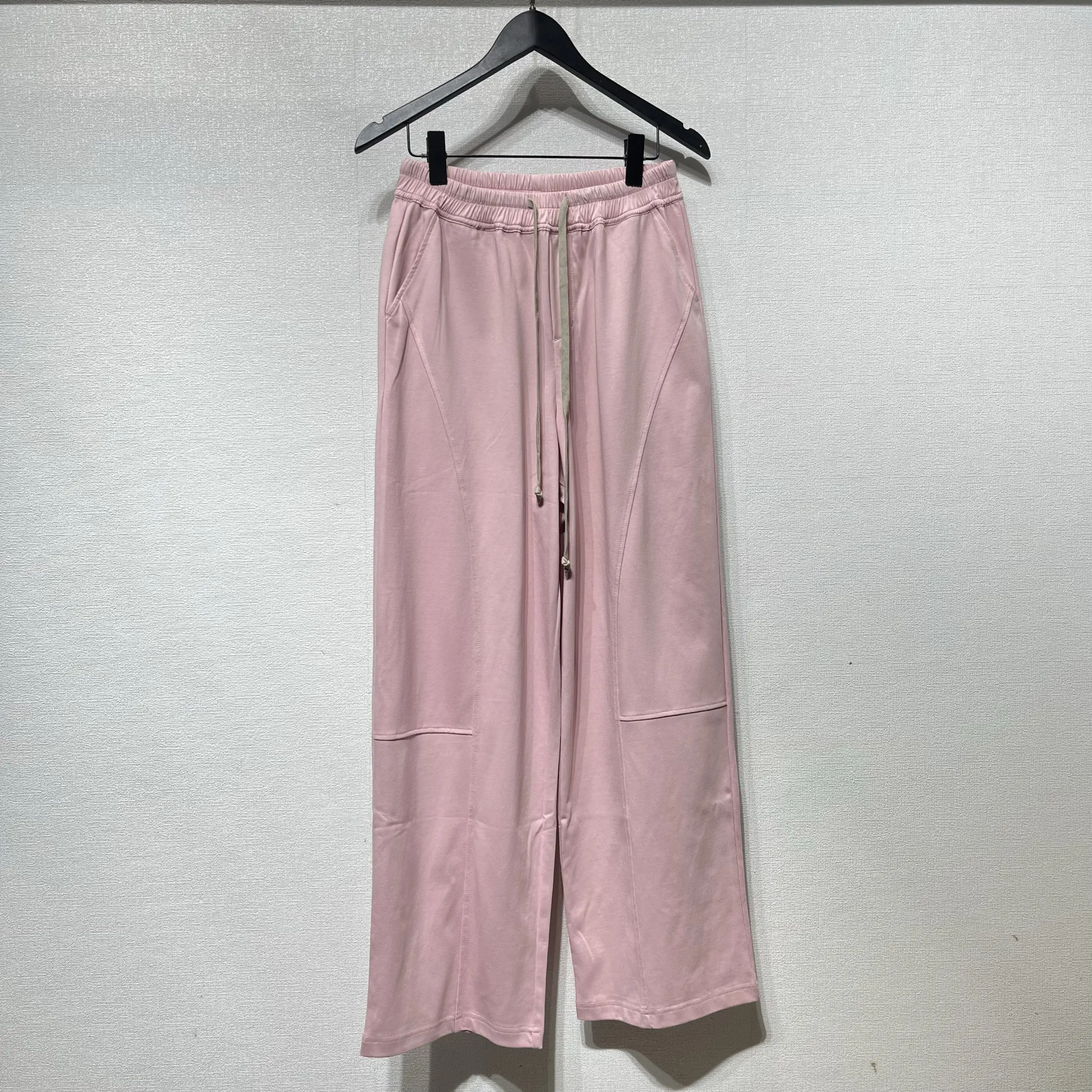 Designer Original Brand High-Street Women's Elastic Drawstring Solid Color Patchwork Line Straight Wide-Leg Casual Pants
Designer Original Brand High-Street Women's Elastic Drawstring Solid Color Patchwork Line Straight Wide-Leg Casual Pants