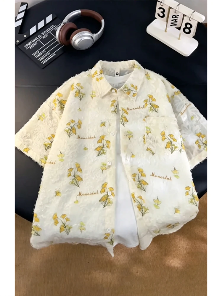 Silver Maple Leaf Short Sleeve Men's Shirt Summer Hawaii Vacation Style Turn Collar Sun Protection Half Sleeve Couple's Jacket
Silver Maple Leaf Short Sleeve Men's Shirt Summer Hawaii Vacation Style Turn Collar Sun Protection Half Sleeve Couple's Jacket