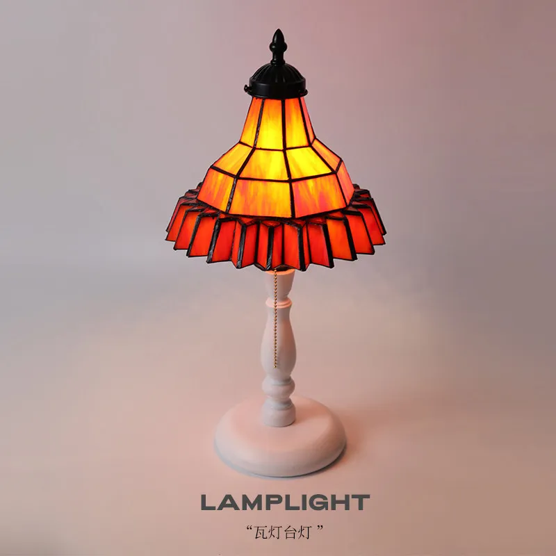 Mediterranean Retro Decorative Table Lamp LED Living Room Bedroom Bedside Study Restaurant Stained Glass Decorative Desk Lights
Mediterranean Retro Decorative Table Lamp LED Living Room Bedroom Bedside Study Restaurant Stained Glass Decorative Desk Lights